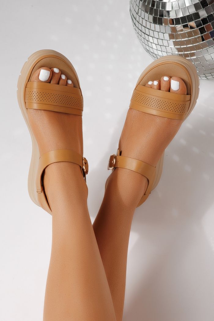 Sandale cu platforma dama maro din piele ecologica Gisela #25024