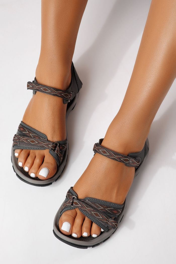 Sandale cu talpa joasa dama gri din material textil Kaida #25141