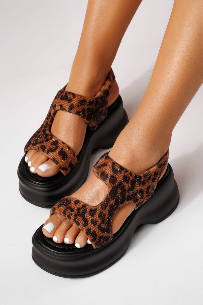 Sandale cu platforma dama leopard din piele ecologica intoarsa Patricia #25341
