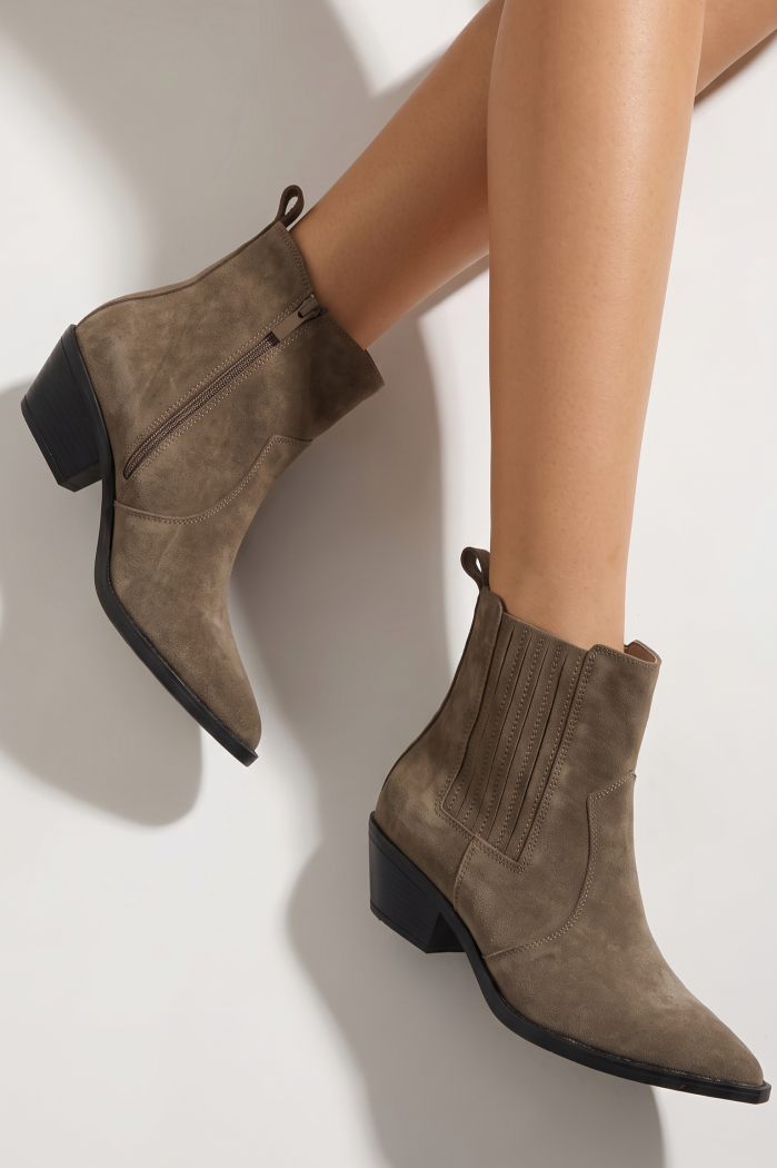 Ciocate dama khaki din piele naturala intoarsa Azura #25574