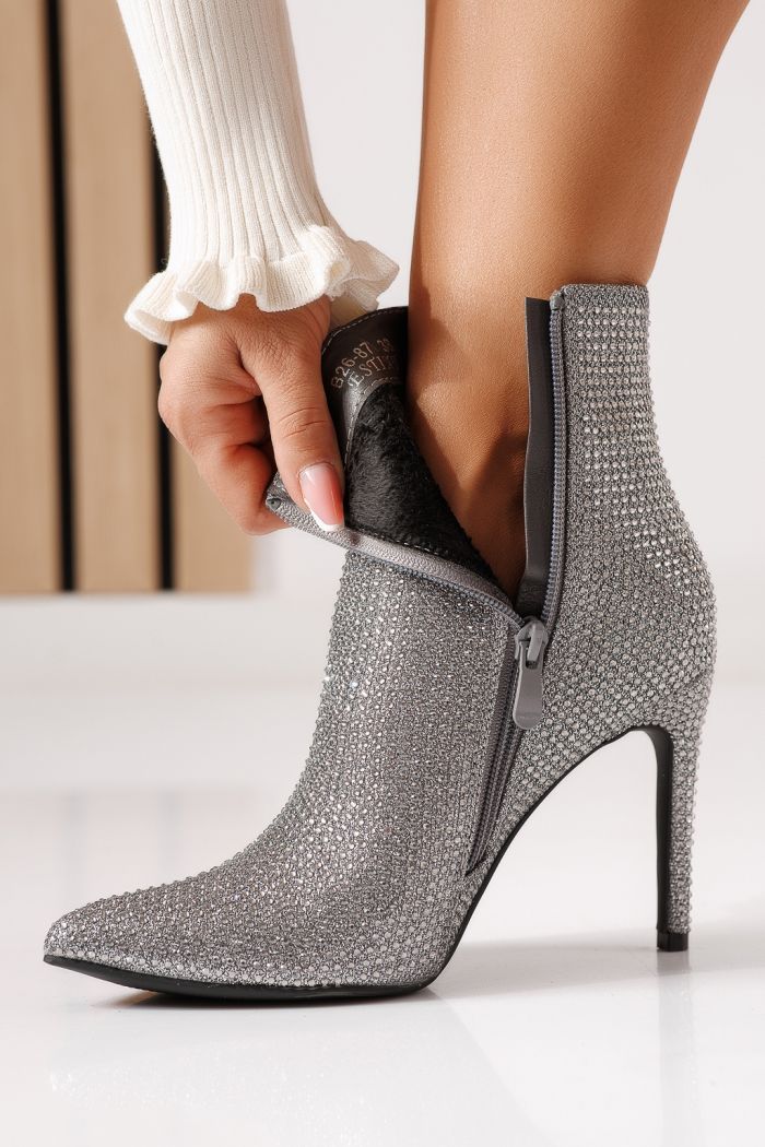 Botine dama captusite argintii din material textil Naya #30010