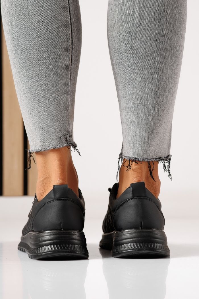 Pantofi casual dama captusiti negri din piele ecologica Lelia #30135