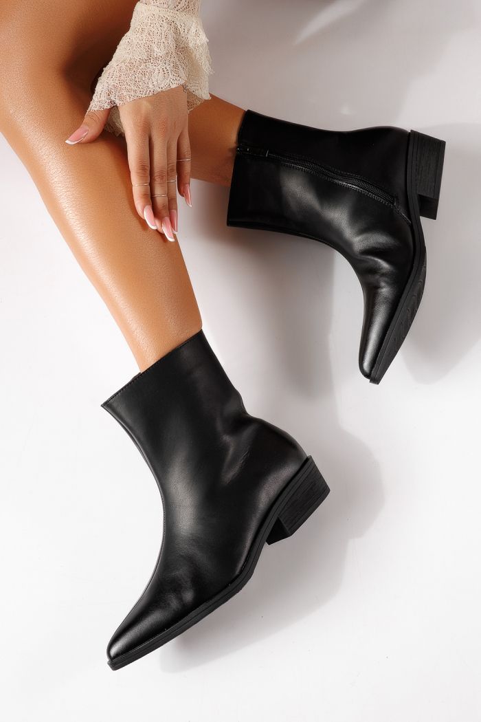 Ciocate dama vatuite negre din piele naturala Elaris #30148