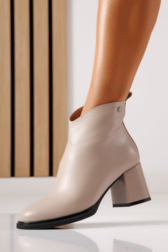 Botine dama vatuite bej din piele ecologica Clara #30203