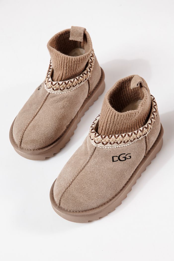 Ghete fete îmblanite khaki din piele naturala intoarsa Carla #30472