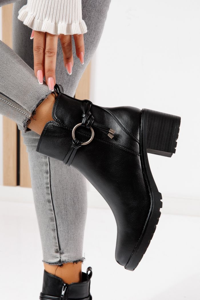 Botine dama vatuite negre din piele ecologica Yaara #30514