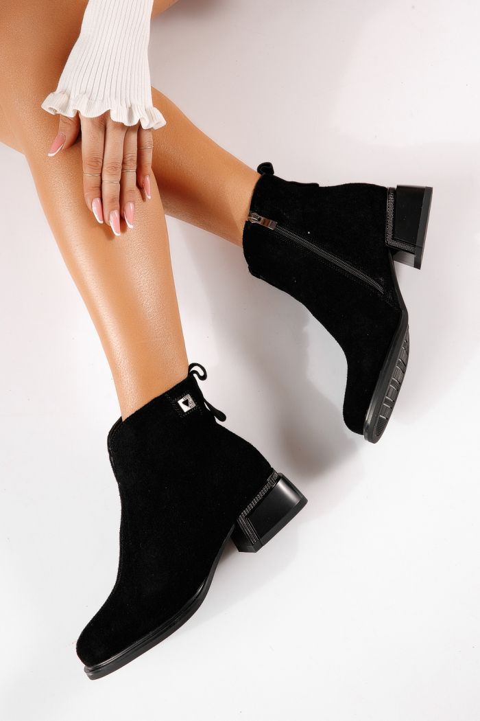 Botine dama vatuite negre din piele naturala intoarsa Milo #30590
