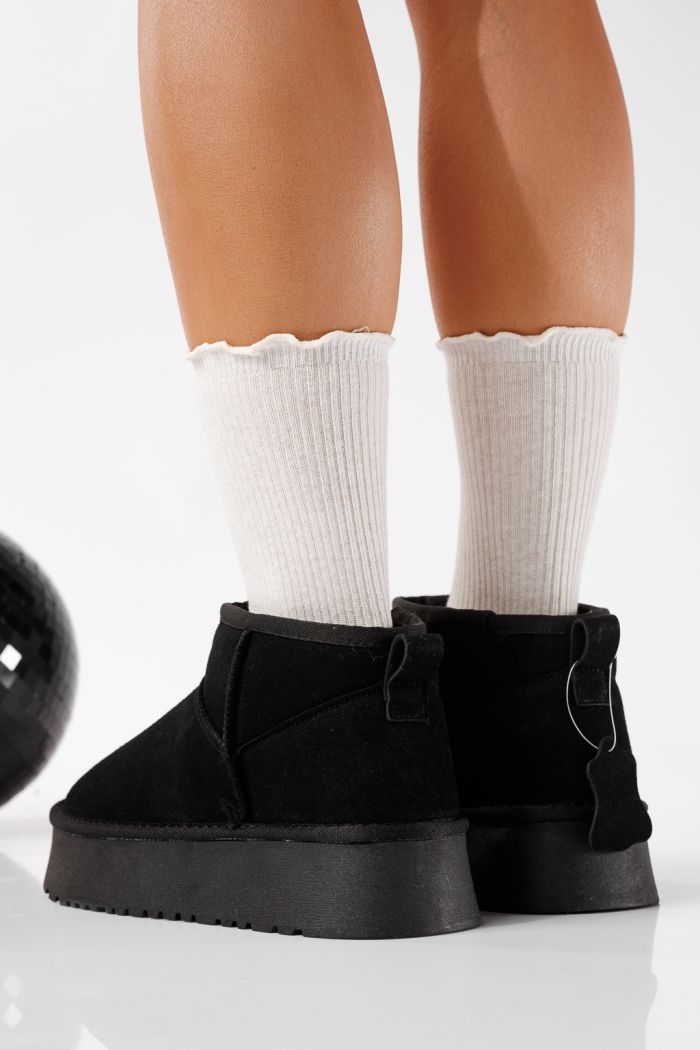 Cizme scurte dama îmblanite tip Ug negre din piele naturala intoarsa Flori #30798