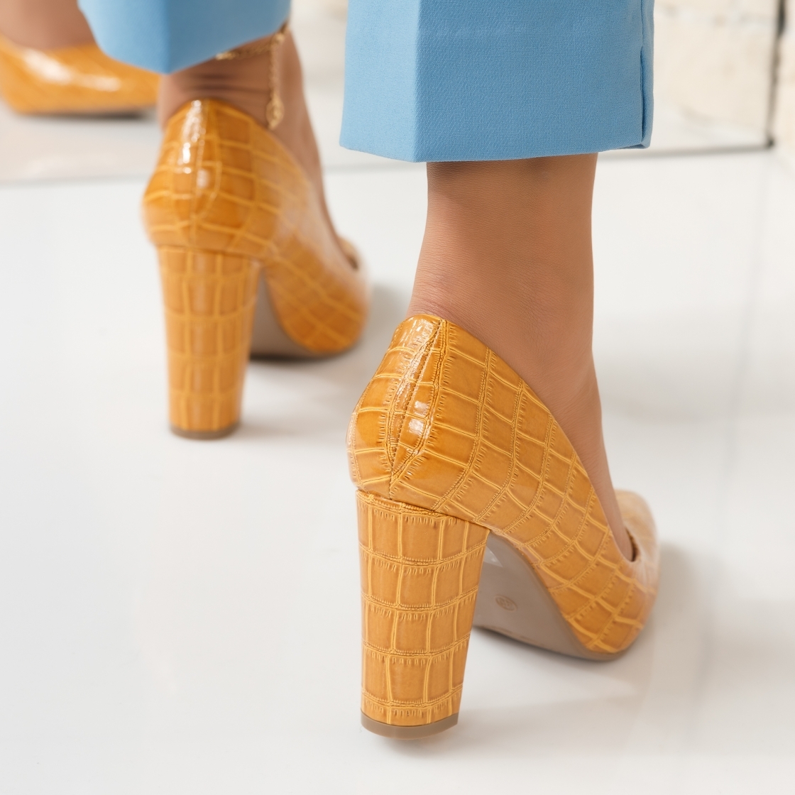 Pantofi Dama cu Toc Mabel Galbeni #3937M