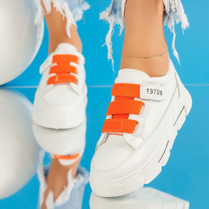 Дамски спортни обувки Love оранжево #4358M