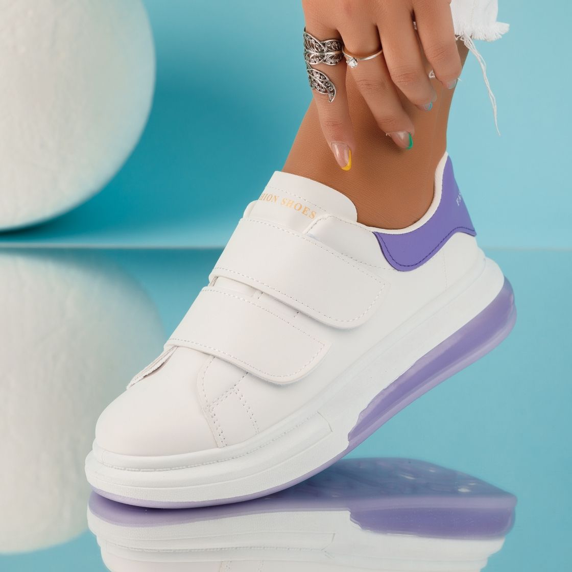Дамски спортни обувки Adalynn бял/Mov #4963M