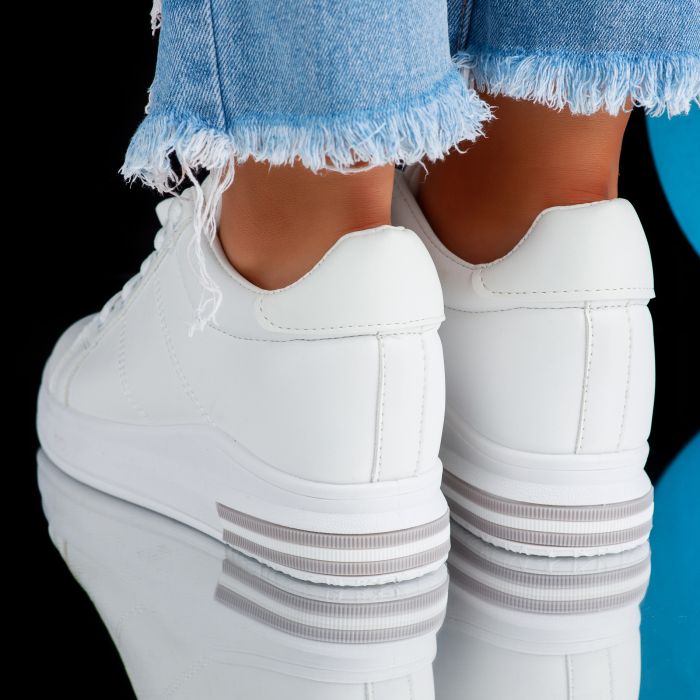 Дамски спортни обувки Carmen Бял2 #6814M