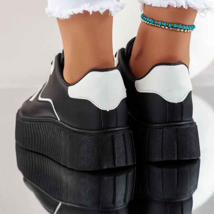 Дамски спортни обувки Ibiza Черен #9800