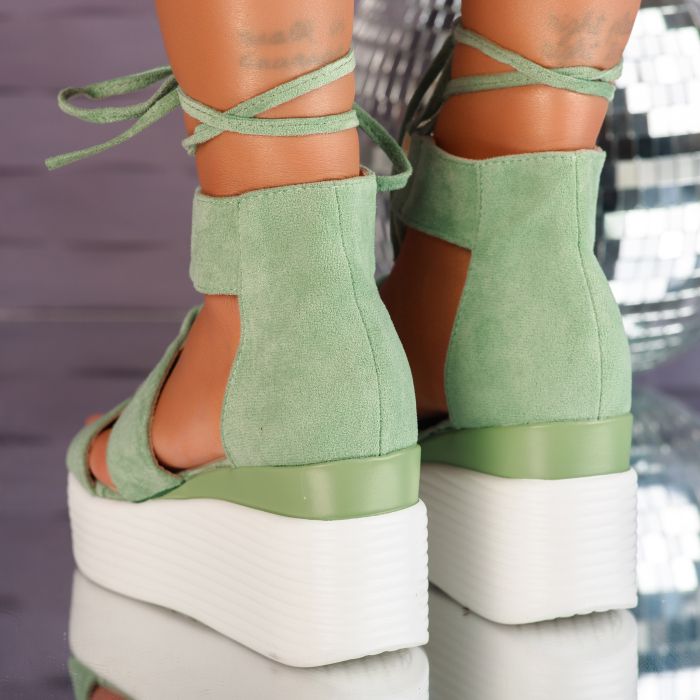  Дамски сандали с платформата Yara зелено #10281