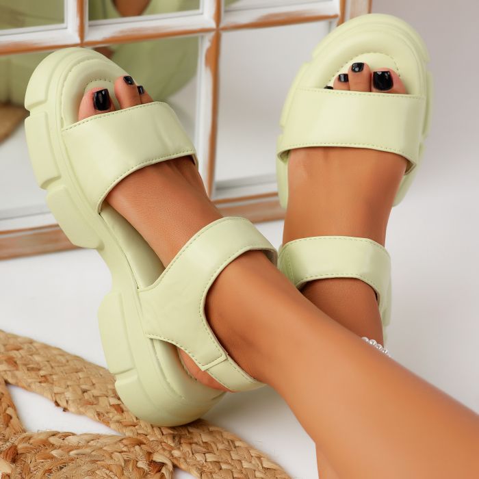 Дамски сандали на платформа Aviana зелено #11534